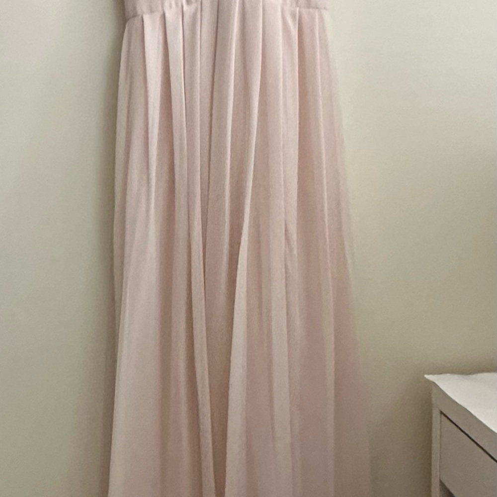 Monique Lhuillier Gown - Picture 5 of 12